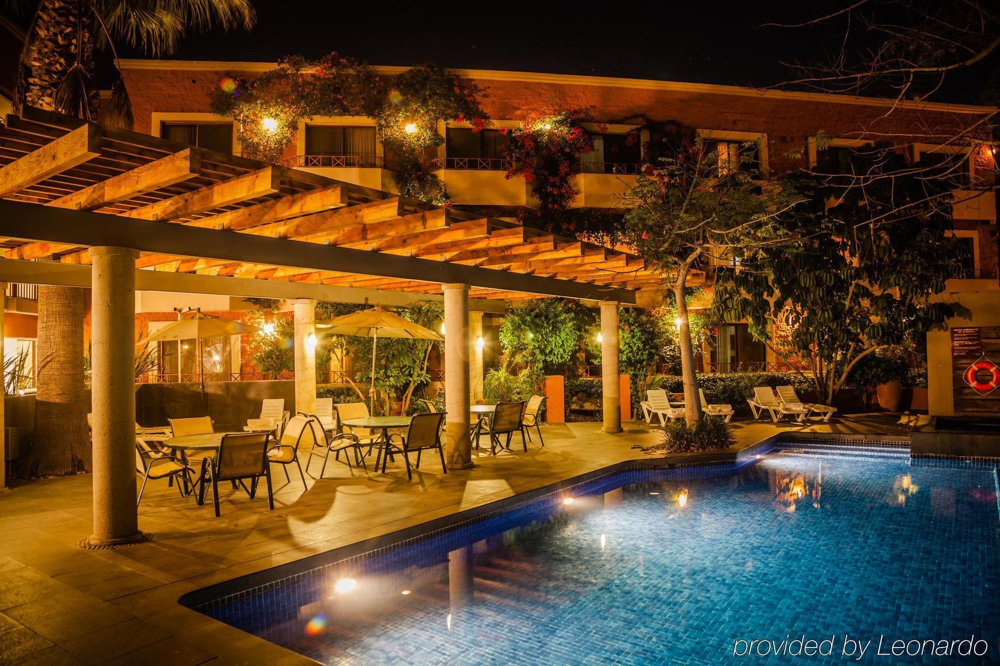 Gamma Tijuana Hotel Exterior photo