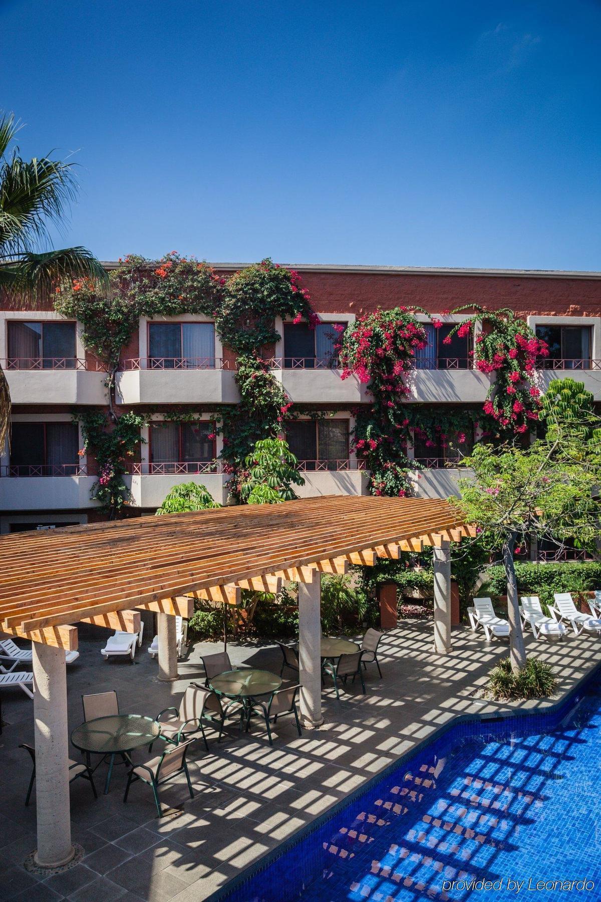 Gamma Tijuana Hotel Exterior photo