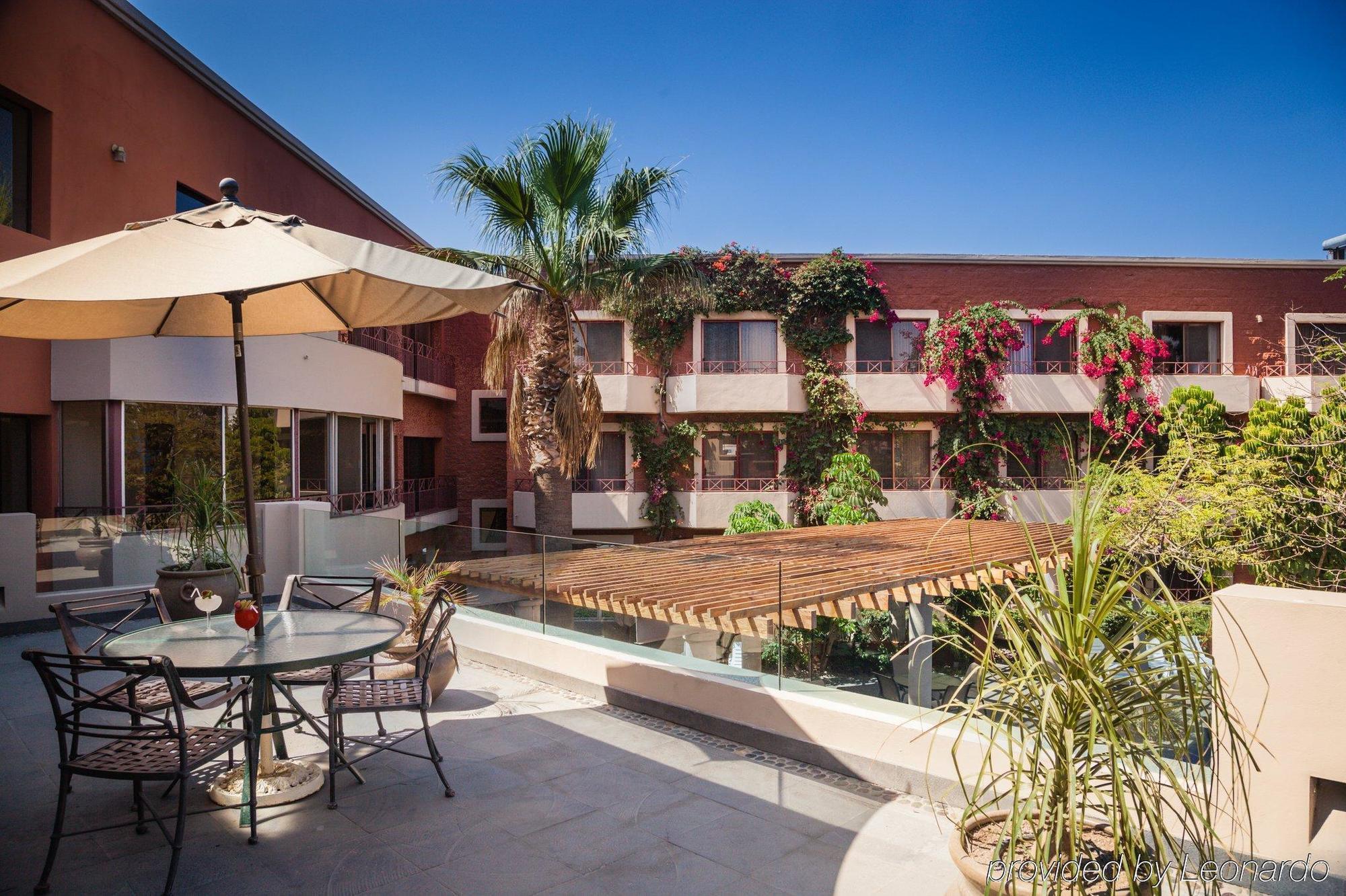 Gamma Tijuana Hotel Exterior photo